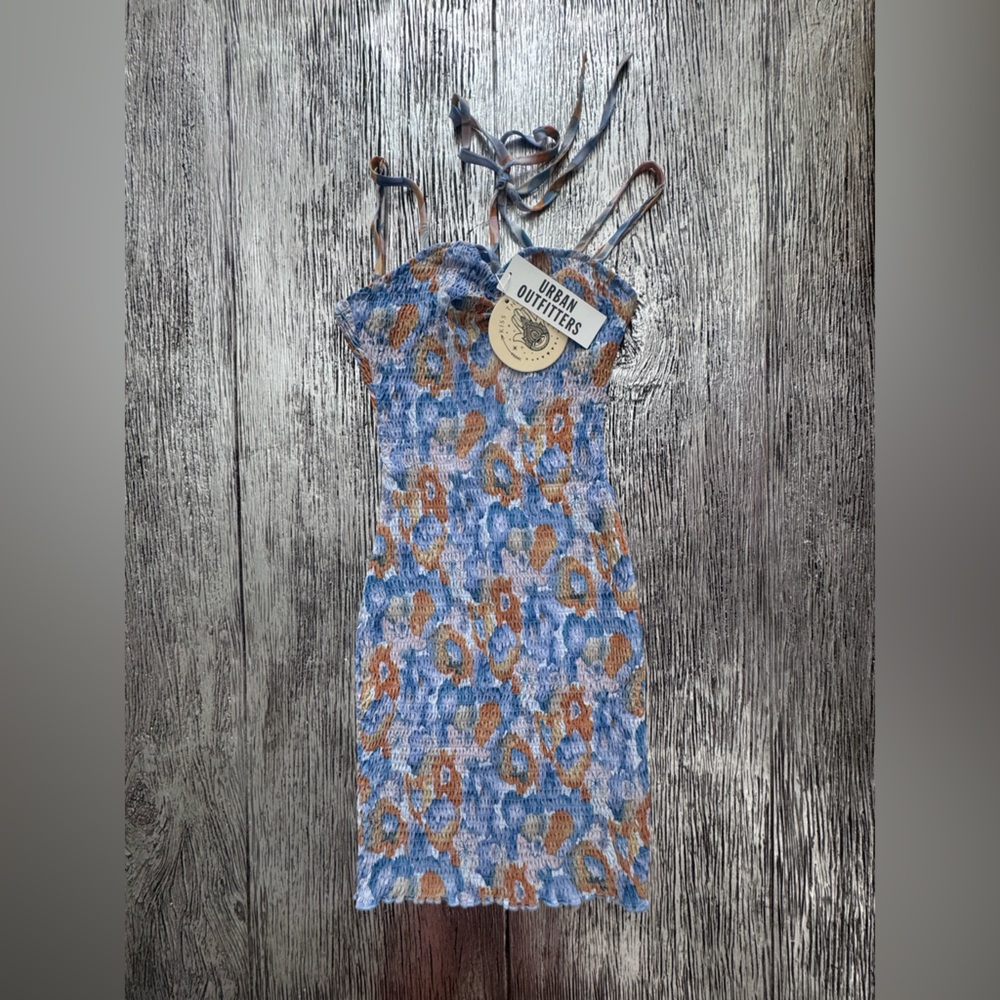 (NWT) UO Smocked Mini Dress XS - Picture 2 of 3